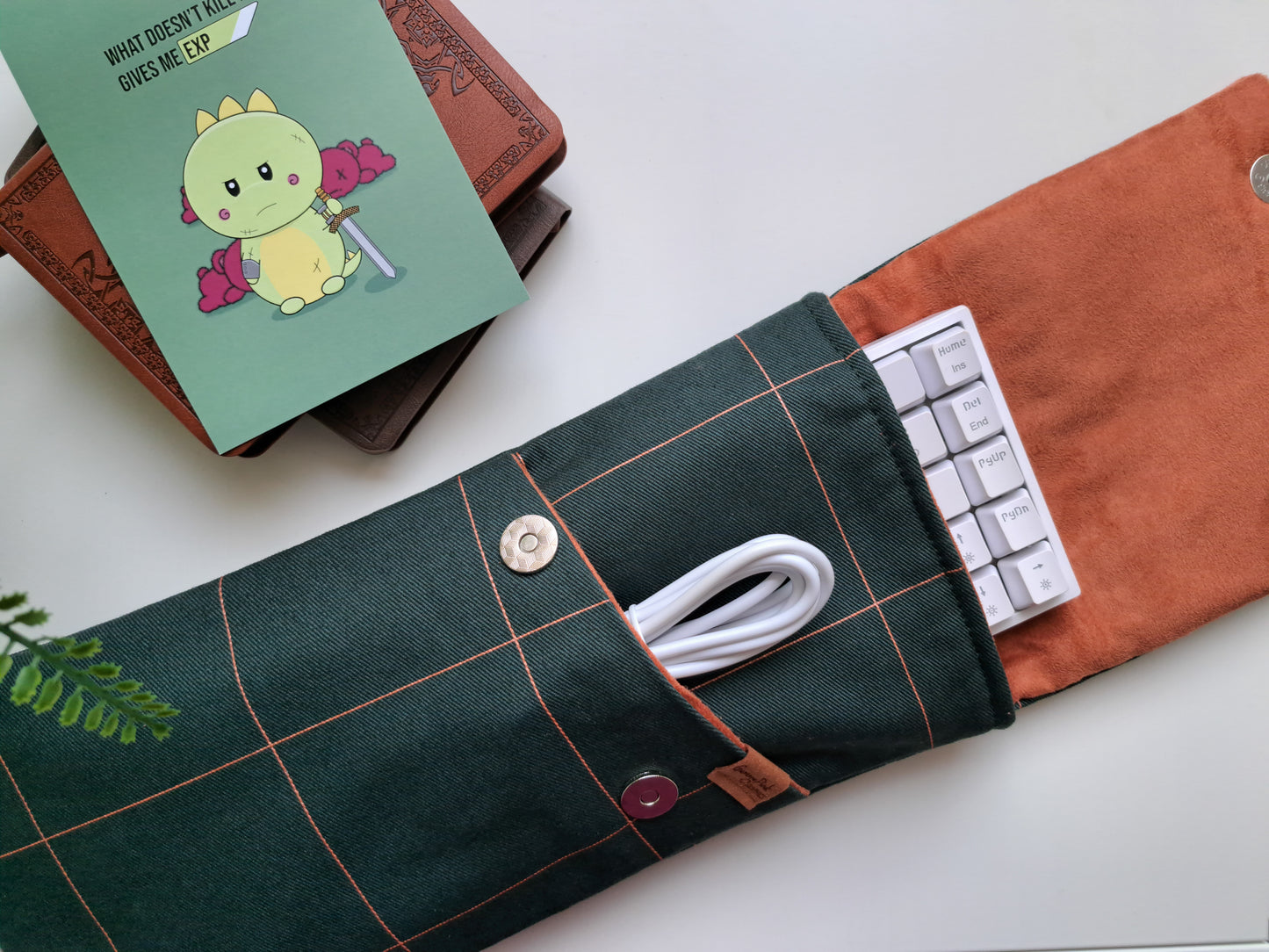 60-mechanical-keyboard-sleeve-case-dark-green-squares-front-open-gummypinkgraphics