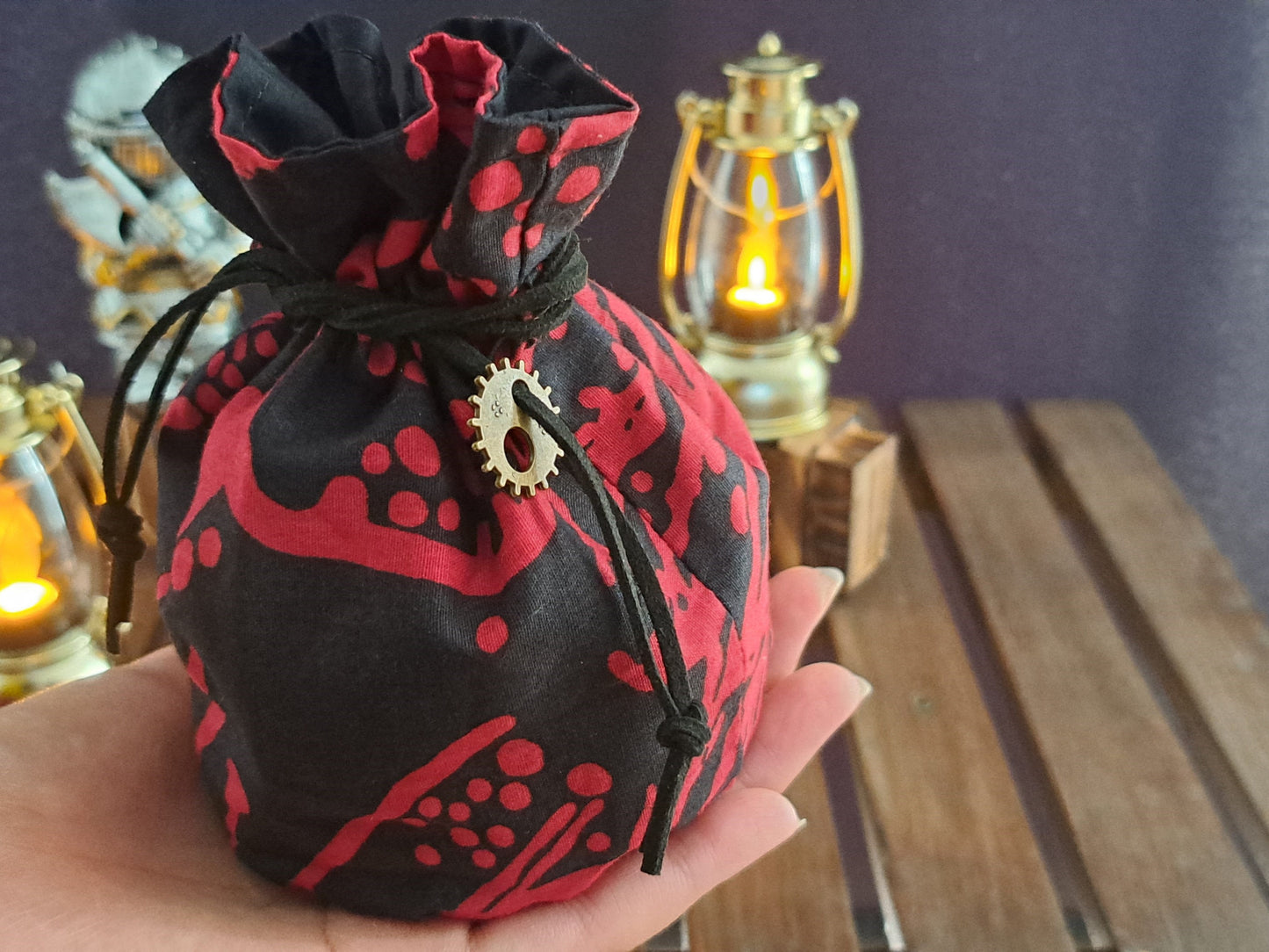 Zoomed in image of Handmade dice bag out of batic black red pattern